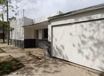 Foto · Casa en Alquiler en Esperanza. - Gemes N1819