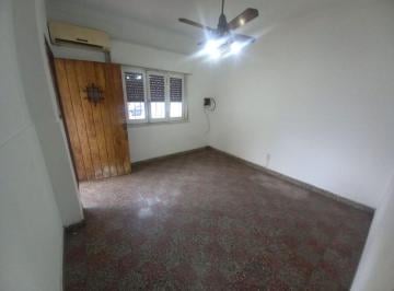Casa de 3 ambientes, La Matanza · Casa 3 Ambientes con Entrada Vehículo y Espacio Verde