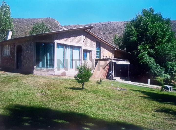 Casa · 293m² · 6 Ambientes · 5 Cocheras