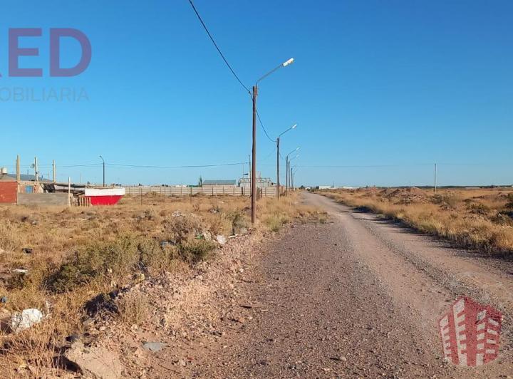 Terreno · 300m²