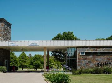 Terreno · 450m² · Lote de 450 m² en Barrio Privado Saint Joseph - Longchamps