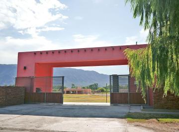Terreno · 1253m² · Terreno con Pileta Barrio Los Sauces. Zonda