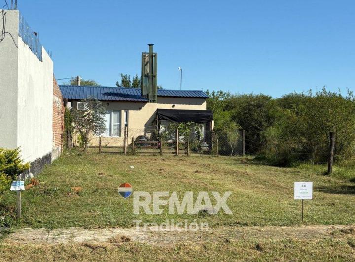 Terreno · 211m²