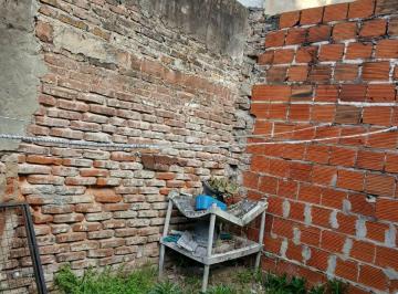 Terreno , Tres de Febrero · Venta Casa a Demoler Ideal Constructor