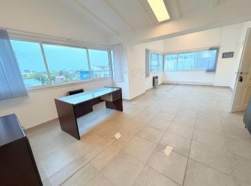 Oficina comercial · 130m² · 4 Ambientes · Amplio Piso de Oficina en Zona Puerto - Alquiler 24 Meses