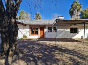 Casa de 5 ambientes, Córdoba · Casa 2 Dorm. en Houssing