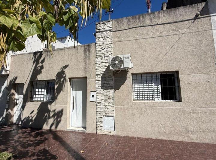 Casa · 120m² · 5 Ambientes