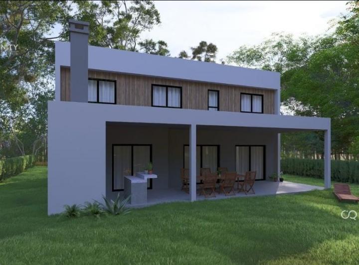 Casa · 207m² · 5 Ambientes · 2 Cocheras