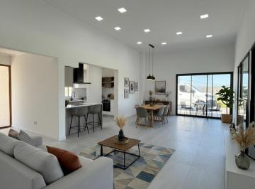 Casa · 185m² · 4 Ambientes · 1 Cochera · Casa 4 Ambientes Venta en Lagos de Canning 1