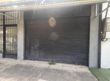 Local comercial · 30m² · Local Alquiler Ituzaingo