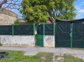 Casa · 70m² · 3 Ambientes · 1 Cochera · Casa 3 Ambientes Venta en Zaloznik 3618 (Remedios de Escalada)
