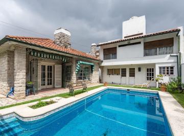 Casa · 550m² · 5 Ambientes · 3 Cocheras · Venta Casa Lote Propio Jardin Pile Cochera Florida