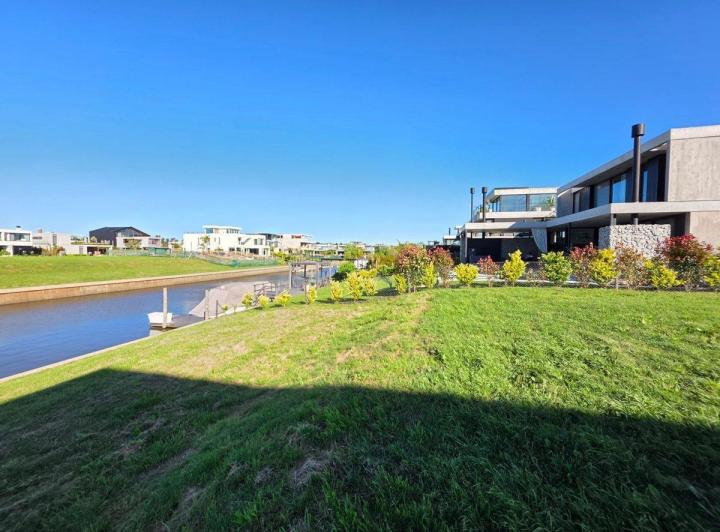 Terreno · 800m²