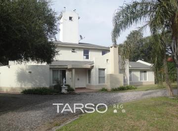 Casa · 369m² · 5 Ambientes · 2 Cocheras · Casa en Venta en Lomas de La Carolina
