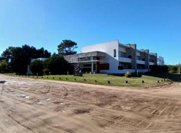 Departamento · 46m² · 2 Ambientes · 1 Cochera · Venta Departamento Mar Azul Punta 30