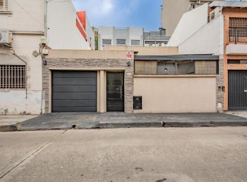 Casa · 89m² · 2 Ambientes · 1 Cochera · Casa 3 Amb en Villa Pueyrredón | Impecable + Terraza Propia Apta Ampliar