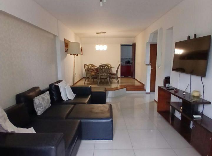 Departamento · 102m² · 4 Ambientes · 1 Cochera
