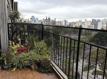 Departamento de 5 ambientes, Constitución · 5 Ambientes Al Frente con Balcón en Venta Barrio Constitución