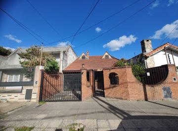 Casa de 6 ambientes, San Isidro · Muy Lindo Chalet