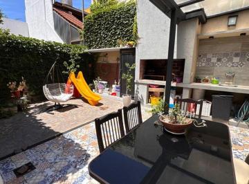 PH · 122m² · 5 Ambientes · Venta PH 5 Ambientes Barrio Naón Sin Expensas Pb