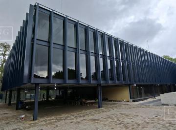 Oficina comercial · 110m² · 1 Ambiente · 5 Cocheras · Oficina en Alquiler 110 m² Planta Libre con Piso Técnico y con 5 Cocheras. Posibilidad de Anexar m