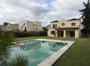 Casa · 180m² · 5 Ambientes · 3 Cocheras · Casa en Alquiler Anual de 5 Ambientes con Pileta en San Isidro Labrador Villanueva, Tigre.