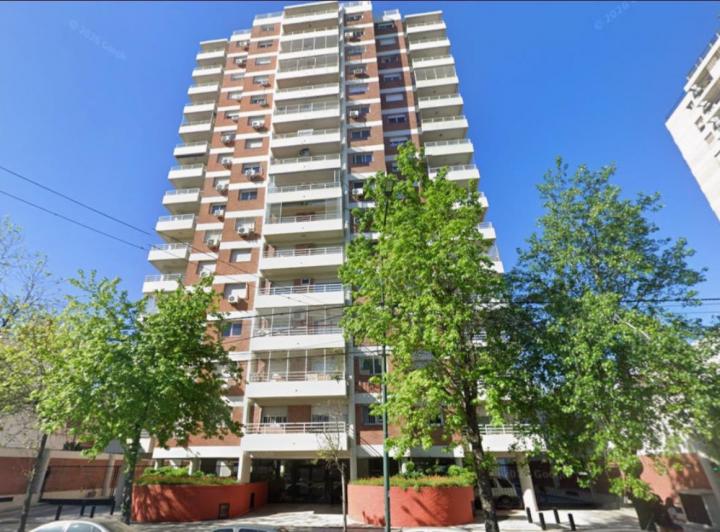 Departamento · 85m² · 4 Ambientes · 1 Cochera