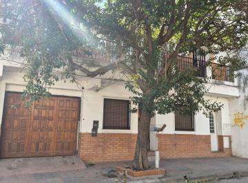 Casa de 4 ambientes, Córdoba · * Guemes - Bolivar 736 * Casa 3 Dorm. Patio y Garaje