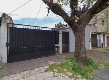 Casa · 68m² · 4 Ambientes · Casa en Venta + Depto con Patio en Hurlingham