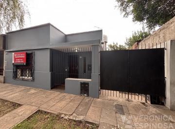 Casa · 64m² · 3 Ambientes · 1 Cochera · Casa Castelar Norte en Venta, Tres Ambientes Cochera
