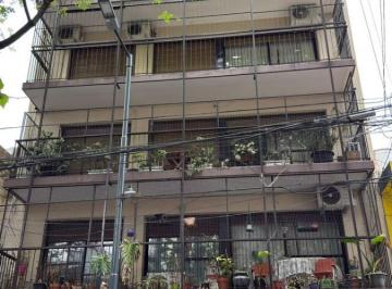 Departamento de 4 ambientes, Flores · Departamento 4 Amb en Excelente Estado, Dimensiones y Lugares de Guardado