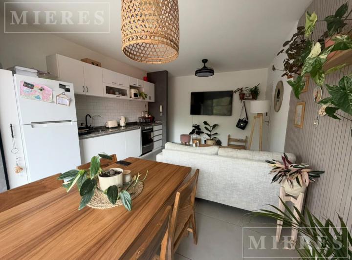 Departamento · 57m² · 3 Ambientes · 1 Cochera