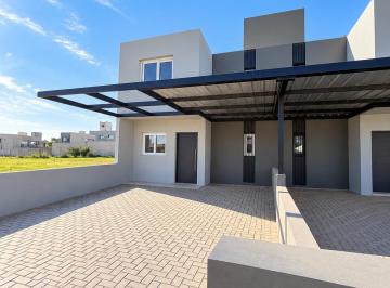 Casa de 4 ambientes, Córdoba · Alquiler Duplex 3 Habitaciones 3 Baños