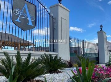 Terreno , Esteban Echeverría · Venta Terreno / Lote Interno en Don Armando Canning