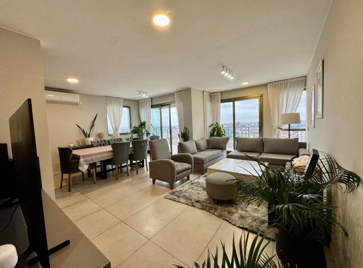 Departamento · 135m² · 4 Ambientes