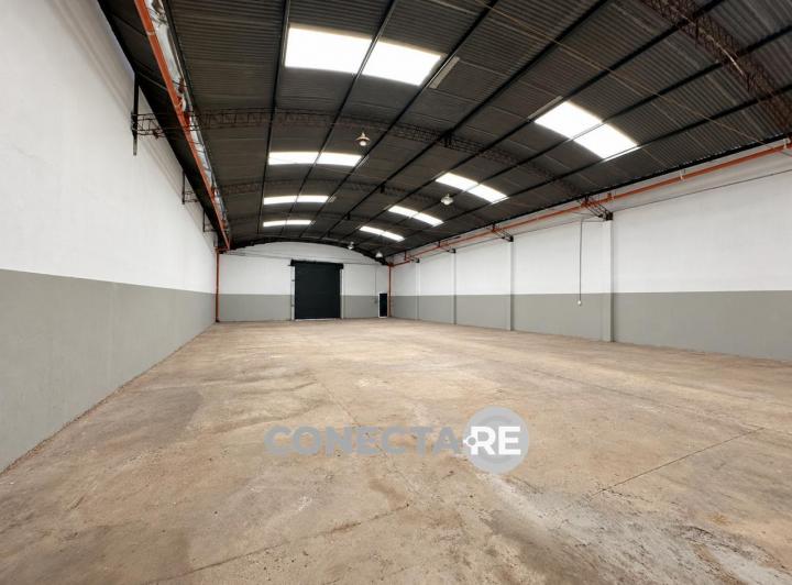 Depósito · 500m²