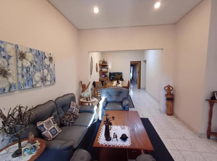 Casa · 116m² · 3 Ambientes · 1 Cochera