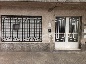 Casa de 3 ambientes, Rosario · Alquiler de Casa de Planta Baja de 2 Dorm. Iriondo 2232