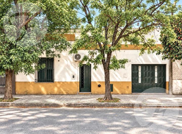 Casa · 119m² · 4 Ambientes · 1 Cochera