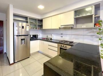 Imagen 1 - Departamento de 3 dormitorios con balcón terraza de 35 m², parrillero y cochera. Apto crédito. - · Departamento de 3 Dorm. con Balcón Terraza de 35 m², Parrillero y Cochera. Apto Crédito.