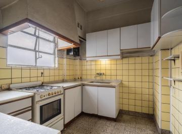 Departamento · 105m² · 5 Ambientes · Departamento 4 Amb + Estudio - a Reciclar - Flores