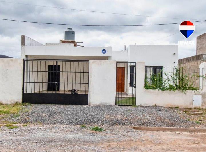 Casa · 105m² · 3 Ambientes · 2 Cocheras
