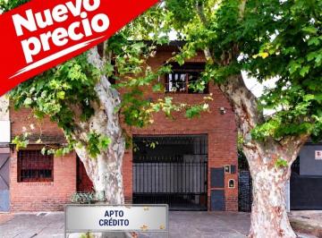 PH · 100m² · 4 Ambientes · 1 Cochera · Venta PH T/ Casa 4 Amb. Rem. Esc. Lanús A/cred.
