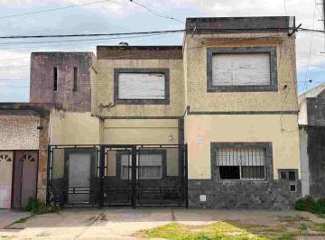 Casa · 178m² · 5 Ambientes · Casa en Venta 3 Dorm. Barrio Ludueña