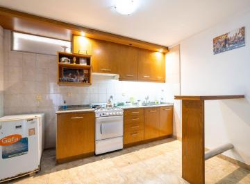 PH · 176m² · 4 Ambientes · Casa Pasillo en Venta 3 Dorm. Las Delicias