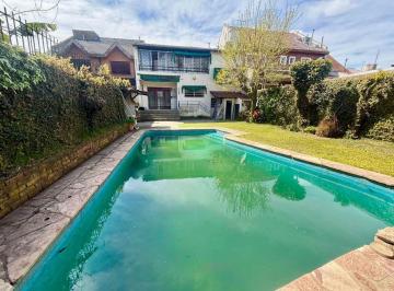 Casa · 285m² · 6 Ambientes · 2 Cocheras · Casa 6 Amb Jardin Pileta Cocheras Olivos Permuta
