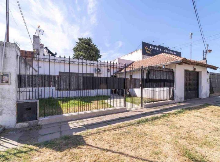 Casa · 66m² · 3 Ambientes · 1 Cochera