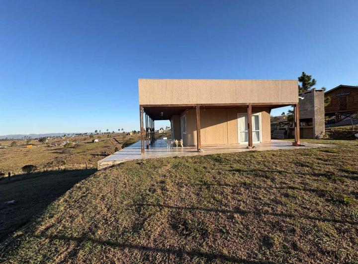Casa · 45m² · 3 Ambientes · 1 Cochera