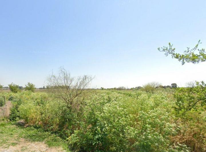 Terreno · 220m²