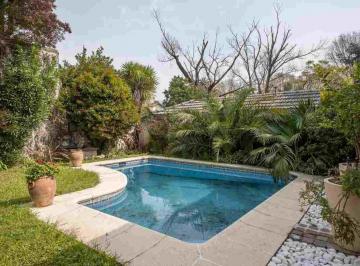Casa · 250m² · 6 Ambientes · Venta Casa 6 Amb Florida Parque/piscina Permuta